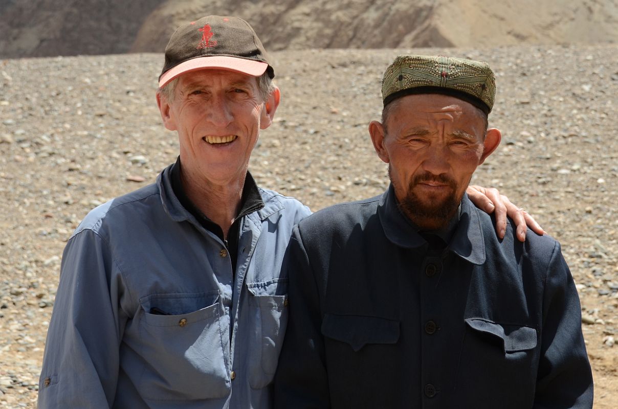04 Jerome Ryan And Yilik Headman On The Way To K2 China Trek